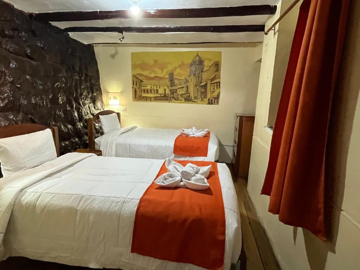 Отель Hostal Andenes De Alabado Куско Экстерьер фото