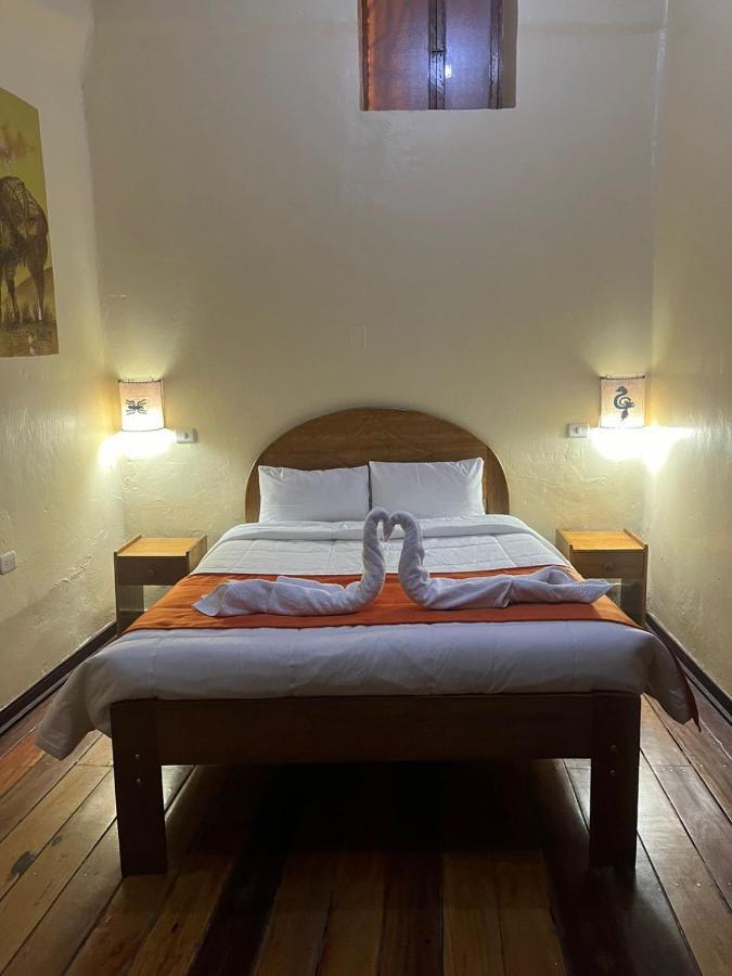 Отель Hostal Andenes De Alabado Куско Экстерьер фото