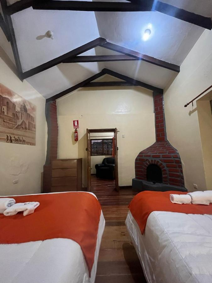 Отель Hostal Andenes De Alabado Куско Экстерьер фото