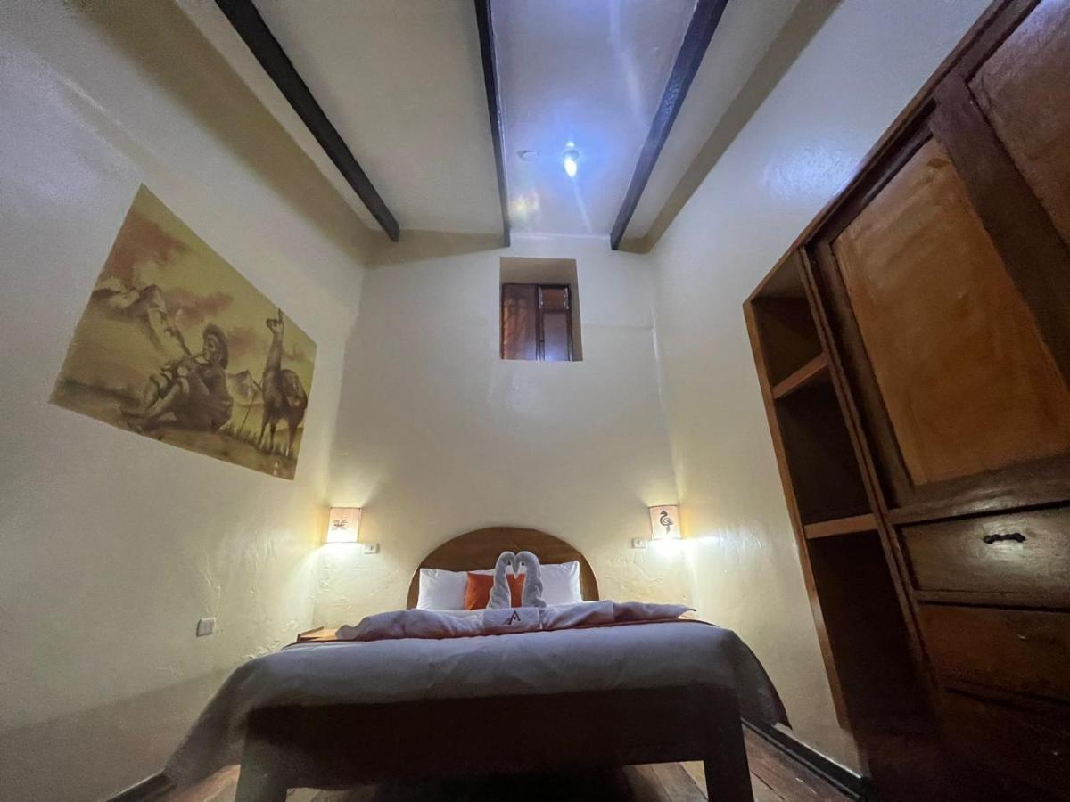 Отель Hostal Andenes De Alabado Куско Экстерьер фото