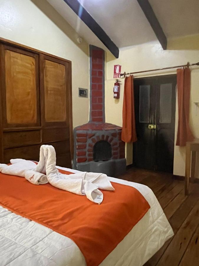 Отель Hostal Andenes De Alabado Куско Экстерьер фото